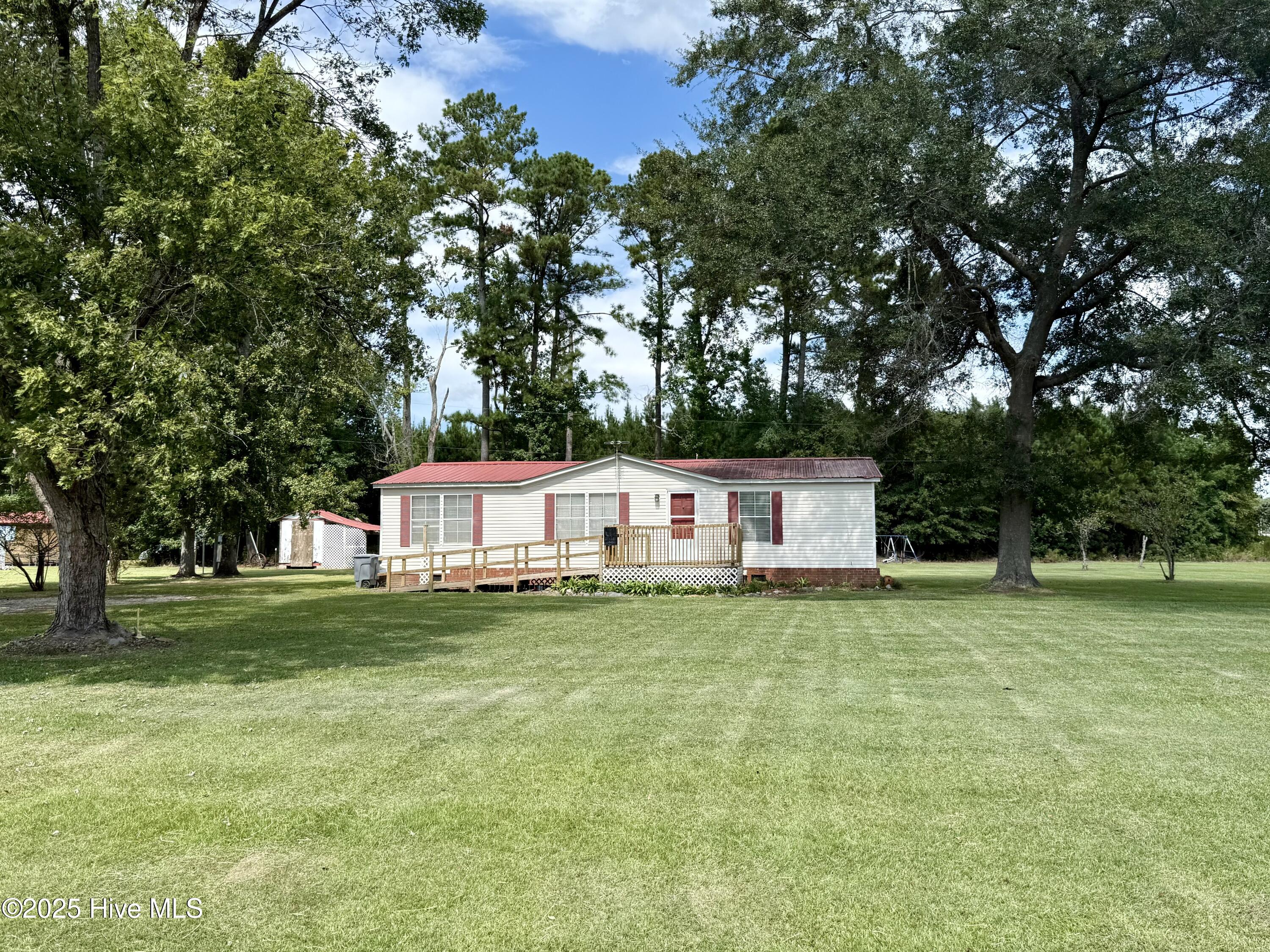 2061 Dymond City Road Williamston, NC 27892 - Photo 2 of 51 Front of Property