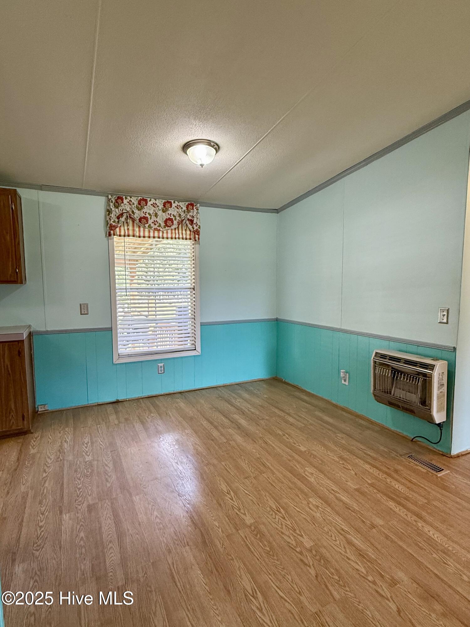 2061 Dymond City Road Williamston, NC 27892 - Photo 30 of 51 Dining Room