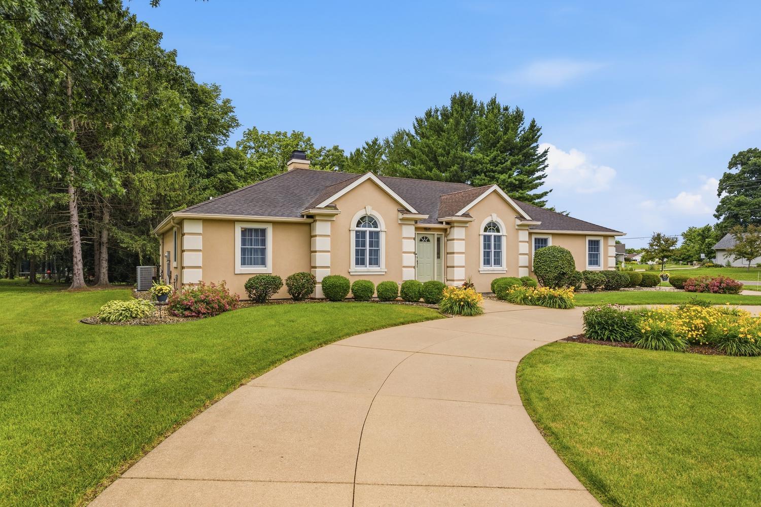 1 Turtle Creek Road Monticello, IL 61856 - Photo 3 of 40