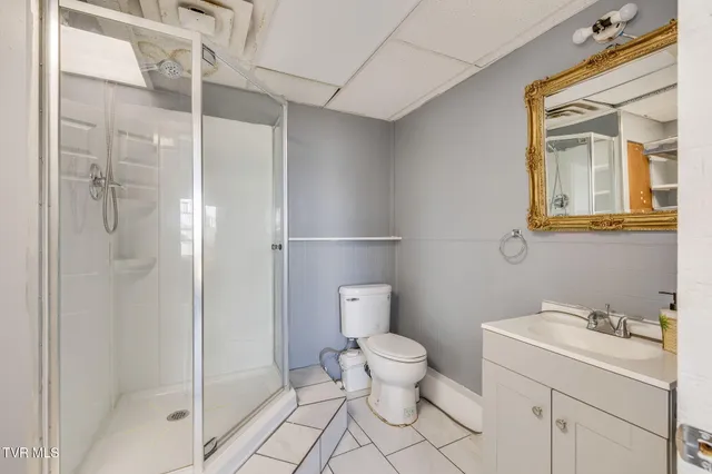 $1,000 | 2728 East Center Street, Unit E, Kingsport, TN 37664