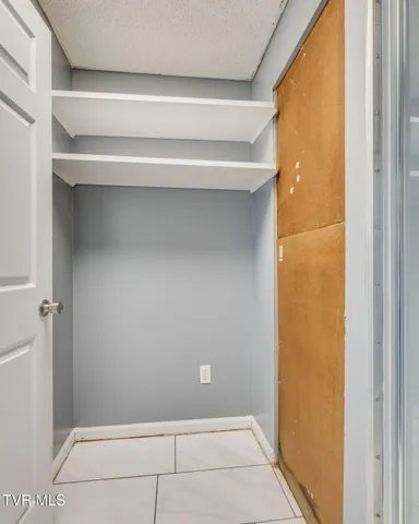 $1,000 | 2728 East Center Street, Unit E, Kingsport, TN 37664