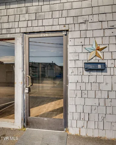 $1,000 | 2728 East Center Street, Unit E, Kingsport, TN 37664
