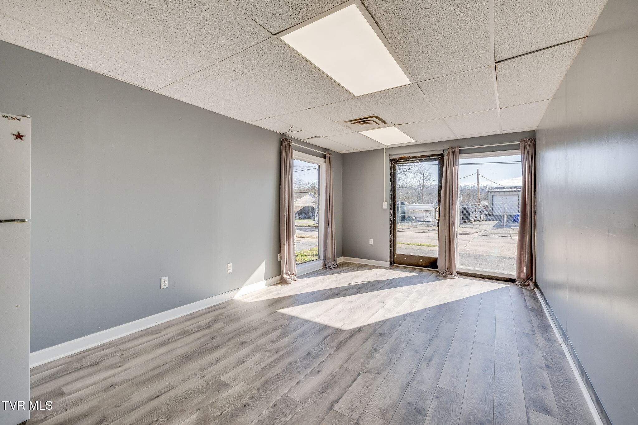 2728 East Center Street, Unit E Kingsport, TN 37664 - Photo 5 of 25 007