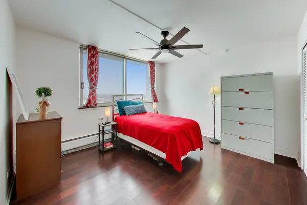$253,990 | 40 North Tower Road, Unit 16N, Oak Brook, IL 60523