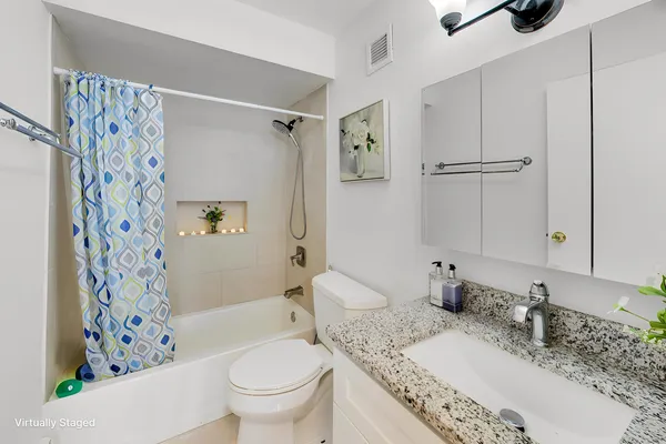$253,990 | 40 North Tower Road, Unit 16N, Oak Brook, IL 60523