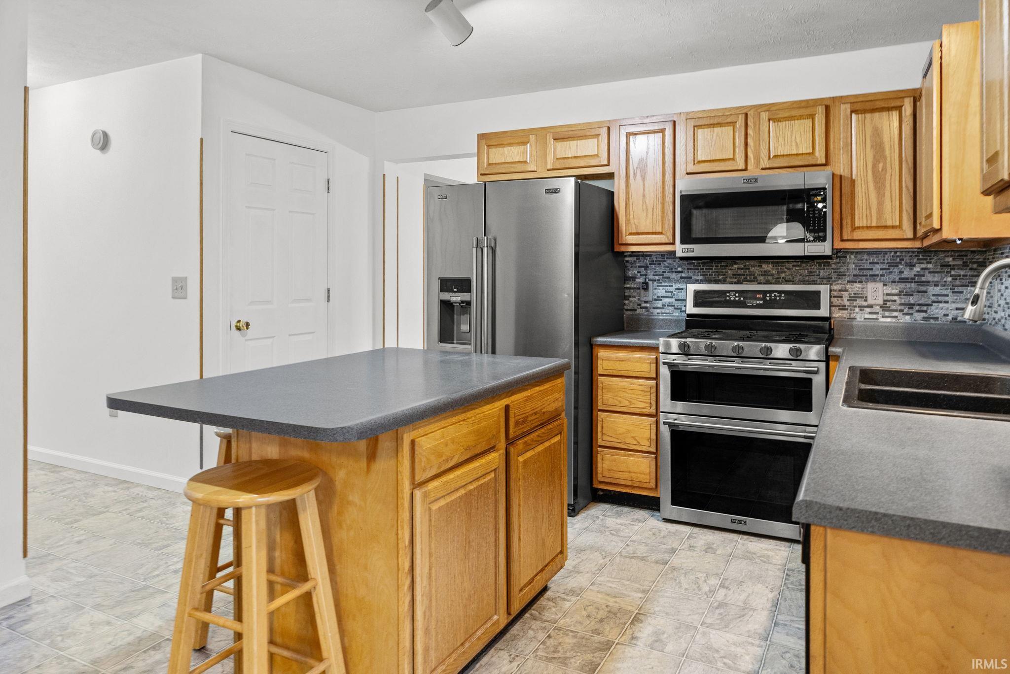 12291 Deerfield Loop Delphi, IN 46923 - Photo 14 of 37
