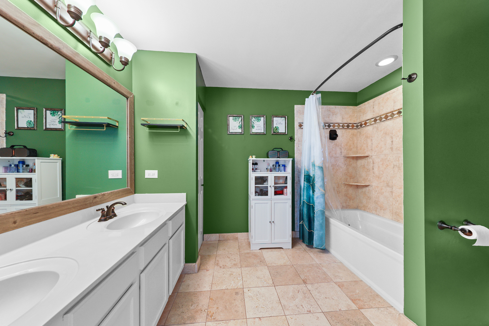 1468 Sedge Pass Minooka, IL 60447 - Photo 15 of 19 a spacious bathroom with a double vanity sink and a mirror