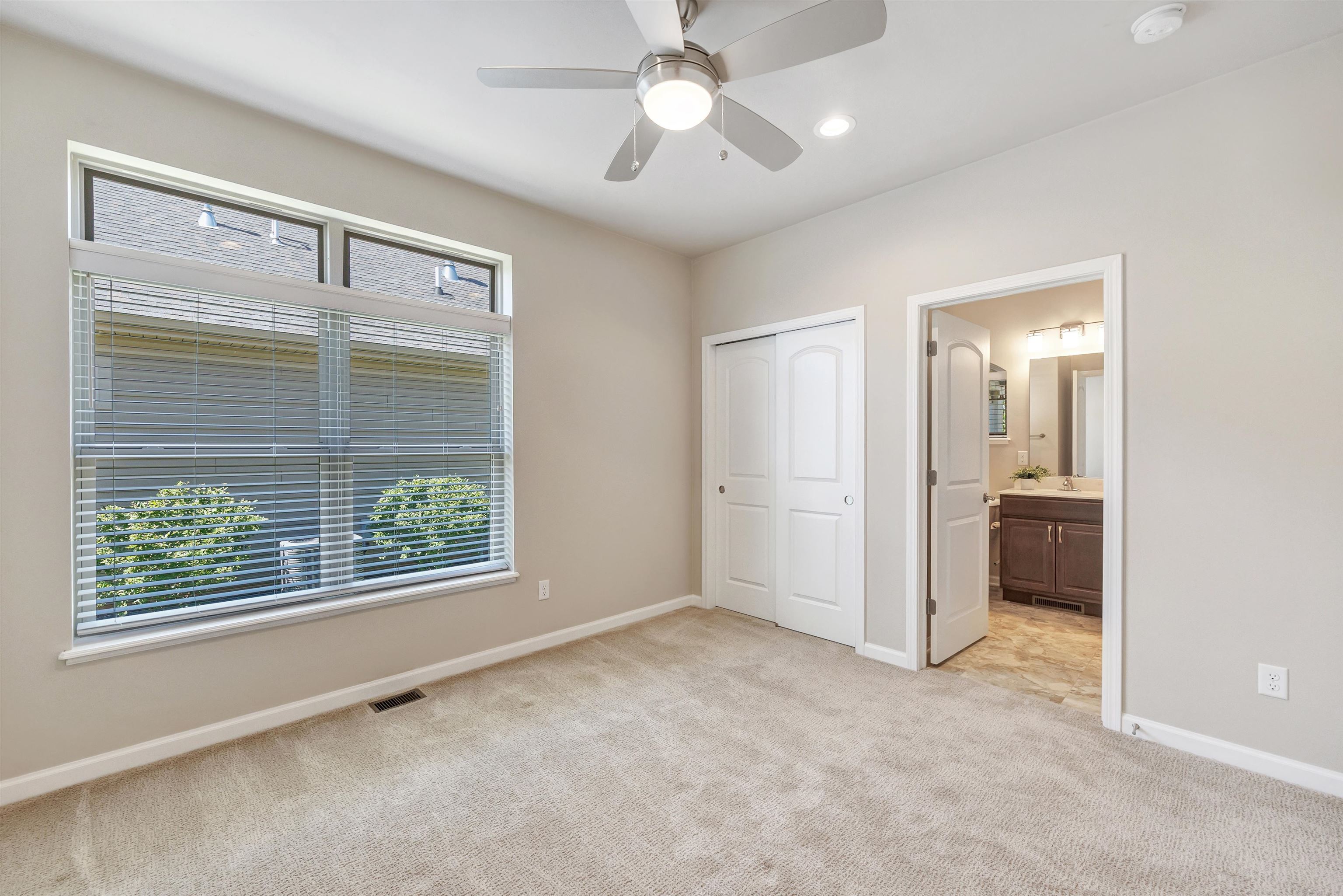 210 Bedford Road Green Bay, WI 54311 - Photo 30 of 46