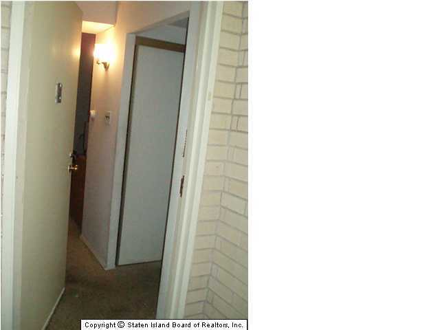 14 Windham Loop, Unit 3B Staten Island, NY 10314 - Photo 4 of 6 a view of en suite bathroom