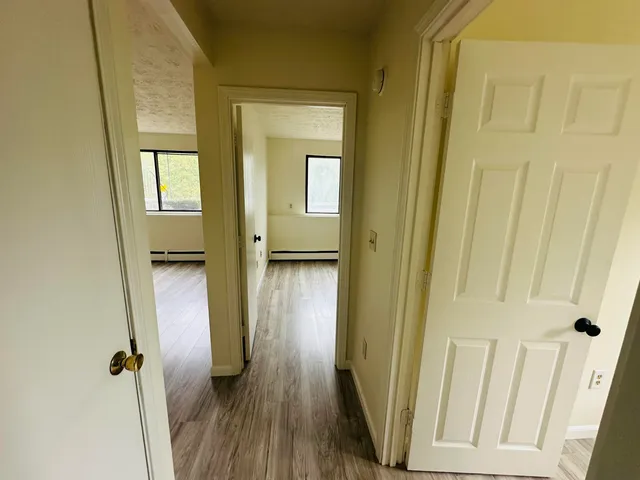 $1,900 | 35 Log Street, Unit 1H, Manchester, NH 03102