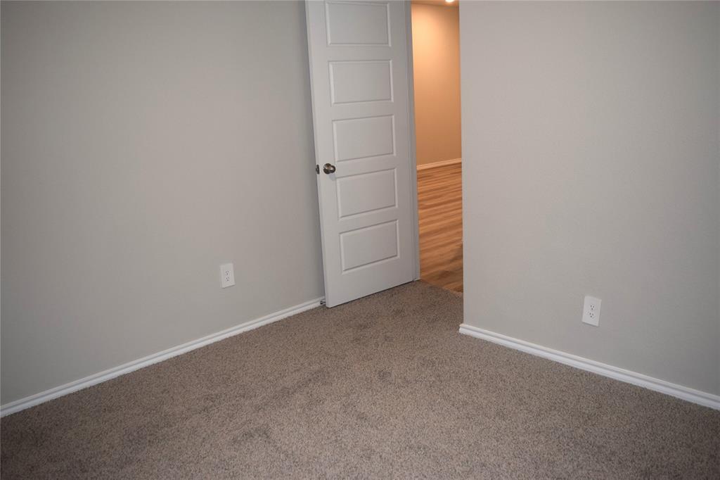 724 Rubicon Road Justin, TX 76247 - Photo 26 of 29 Gallery Image 26