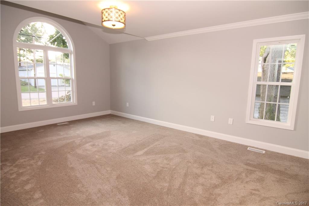 522 Ruth Avenue Kannapolis, NC 28083 - Photo 5 of 14 Gallery Image 5