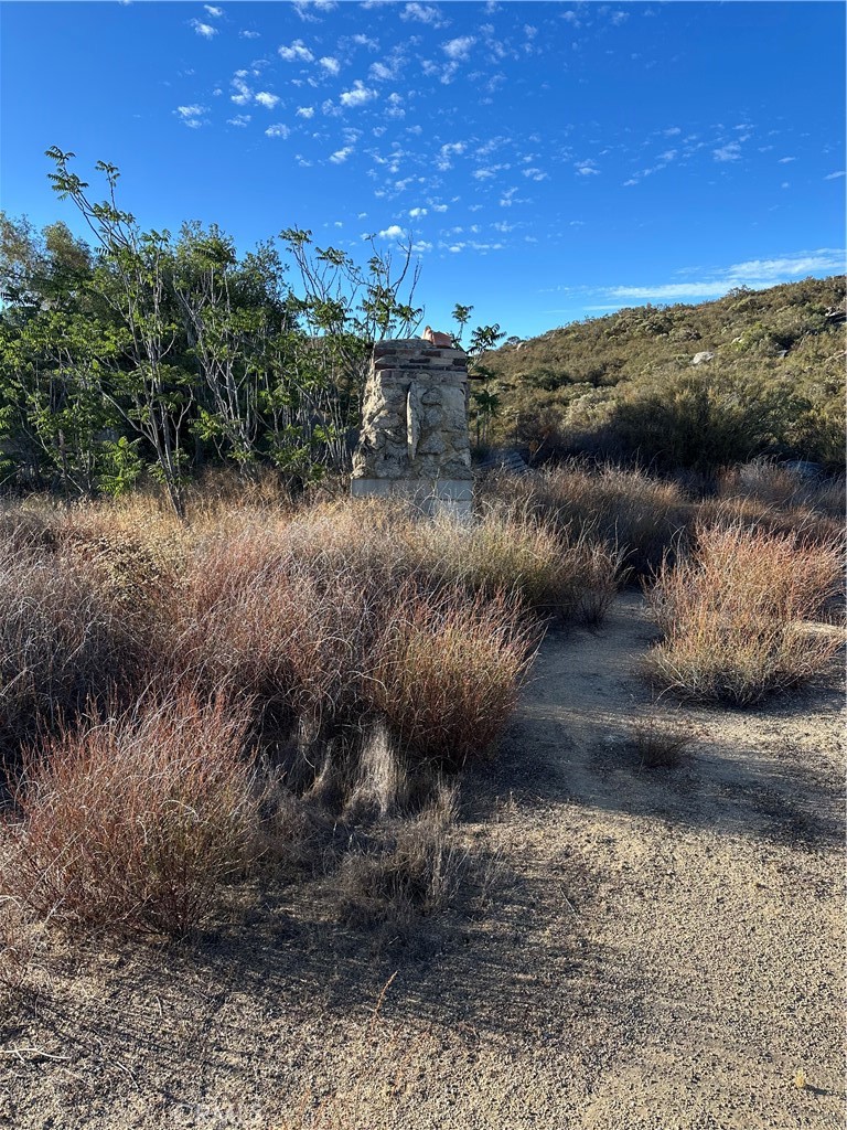 0 Minto Way Hemet, CA 92544 - Photo 19 of 19 a view of a yard