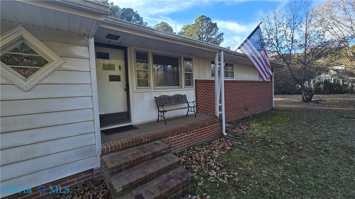 6116 Buckley Hall Road Cobbs Creek, VA 23035 - Photo 4 of 40