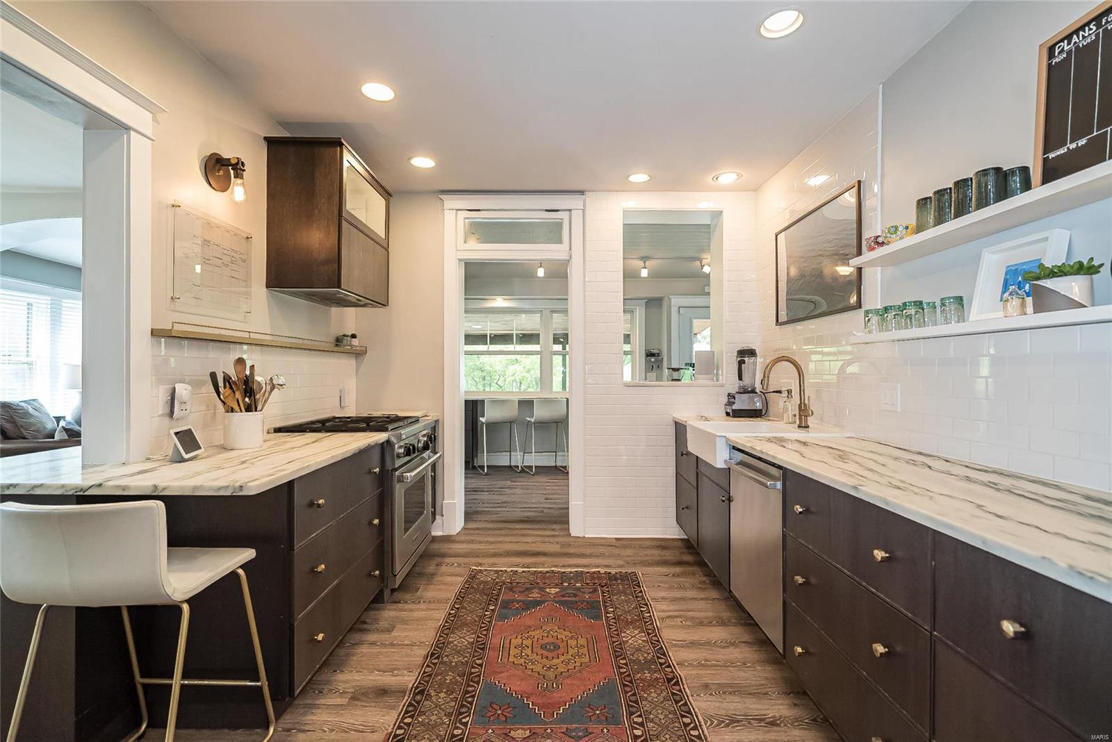 474 East Jackson Road Webster Groves, MO 63119 - Photo 15 of 69 Gallery Image 15