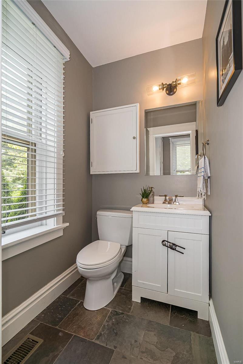 474 East Jackson Road Webster Groves, MO 63119 - Photo 25 of 69 Gallery Image 25