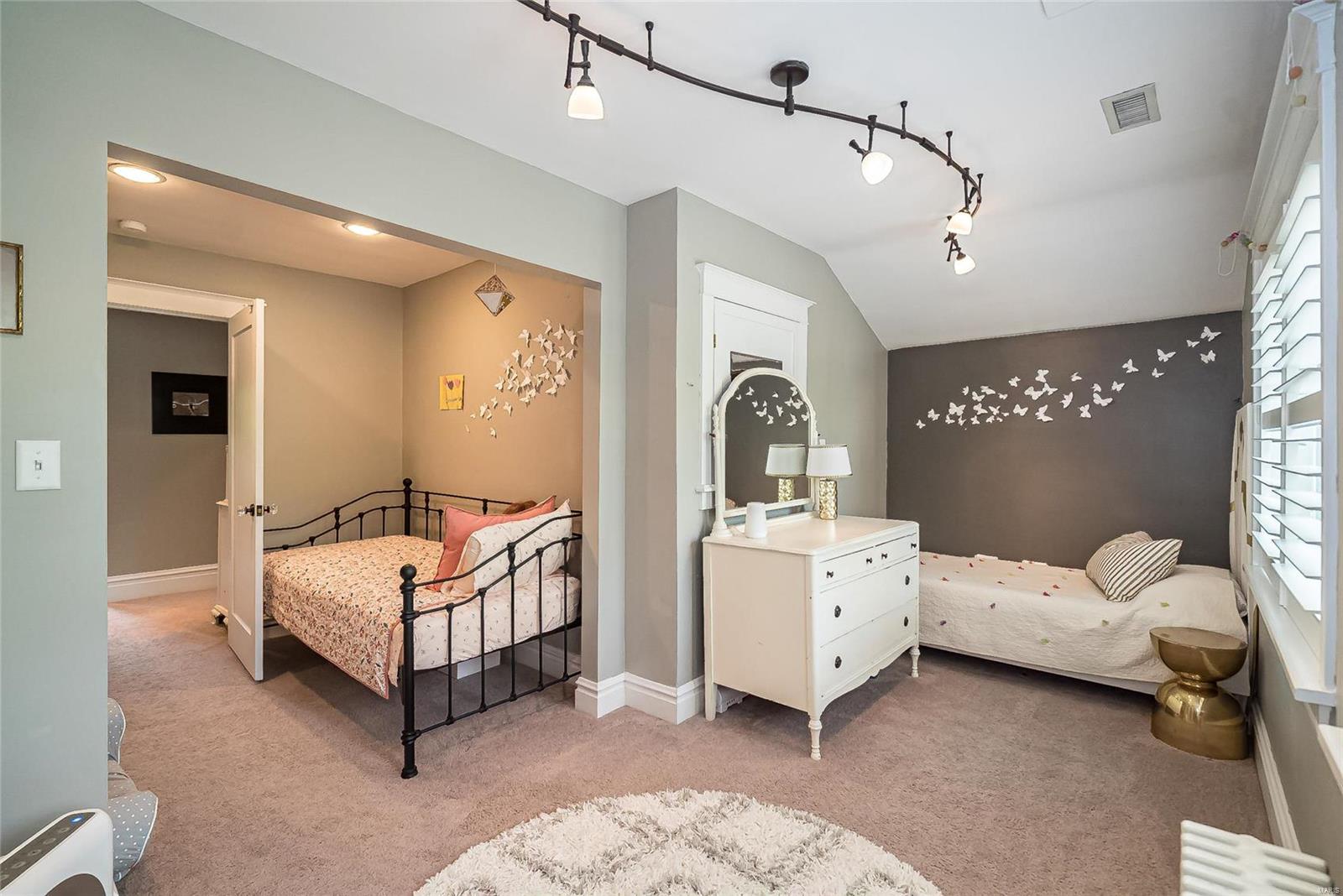 474 East Jackson Road Webster Groves, MO 63119 - Photo 32 of 69 Gallery Image 32