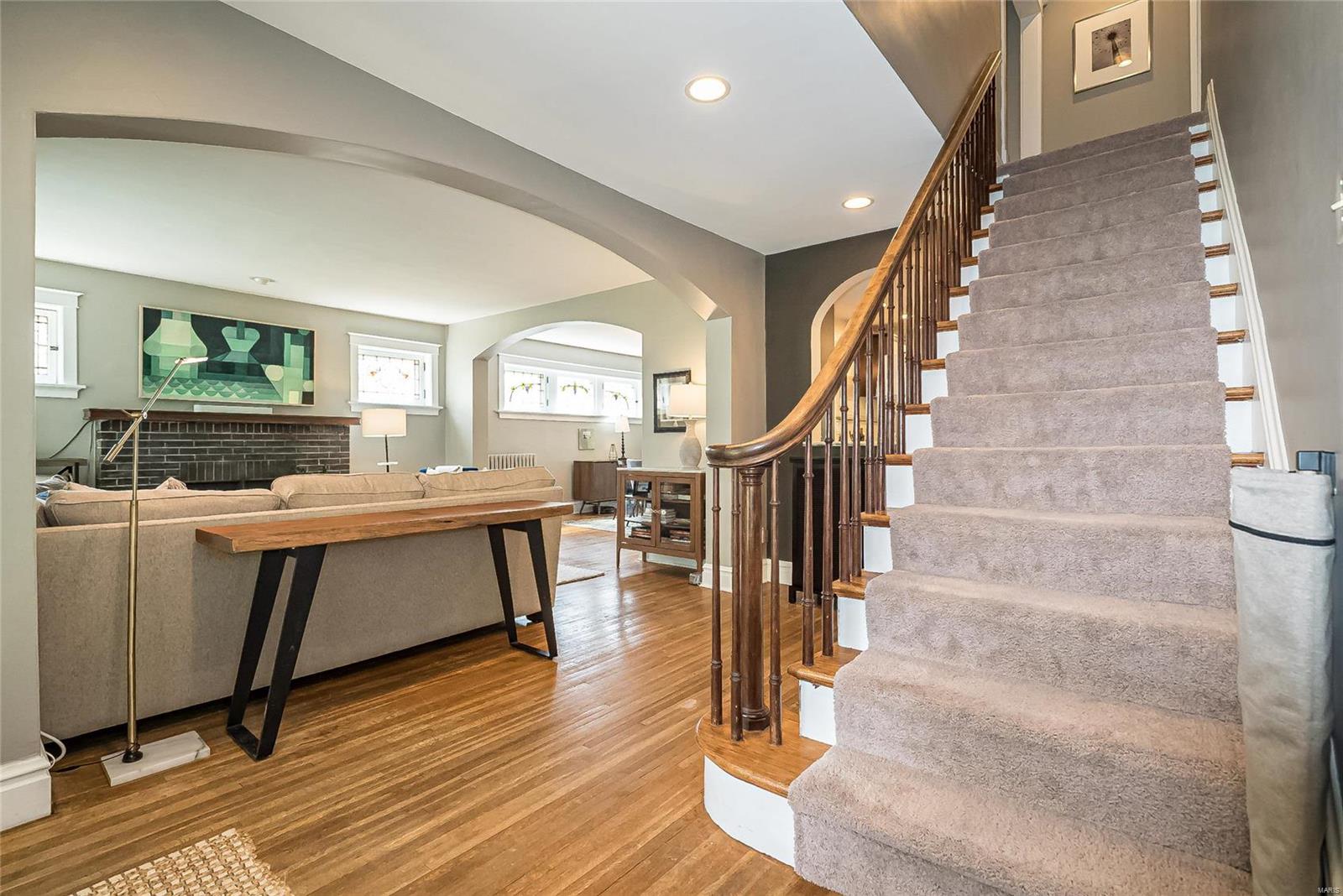 474 East Jackson Road Webster Groves, MO 63119 - Photo 6 of 69 Gallery Image 6