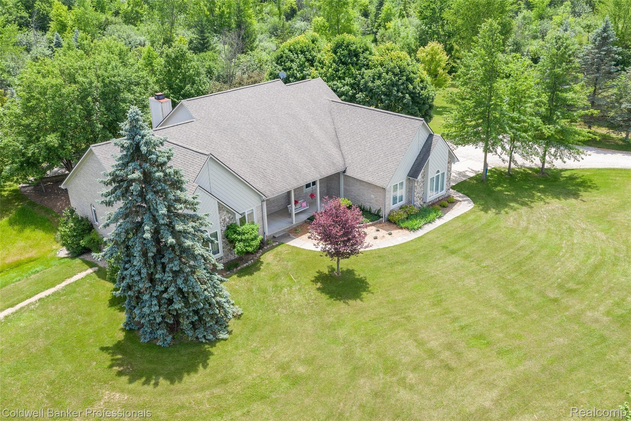 3150 Six Mile Road South Lyon, MI 48178 - Photo 53 of 55 DJI_0848.jpg