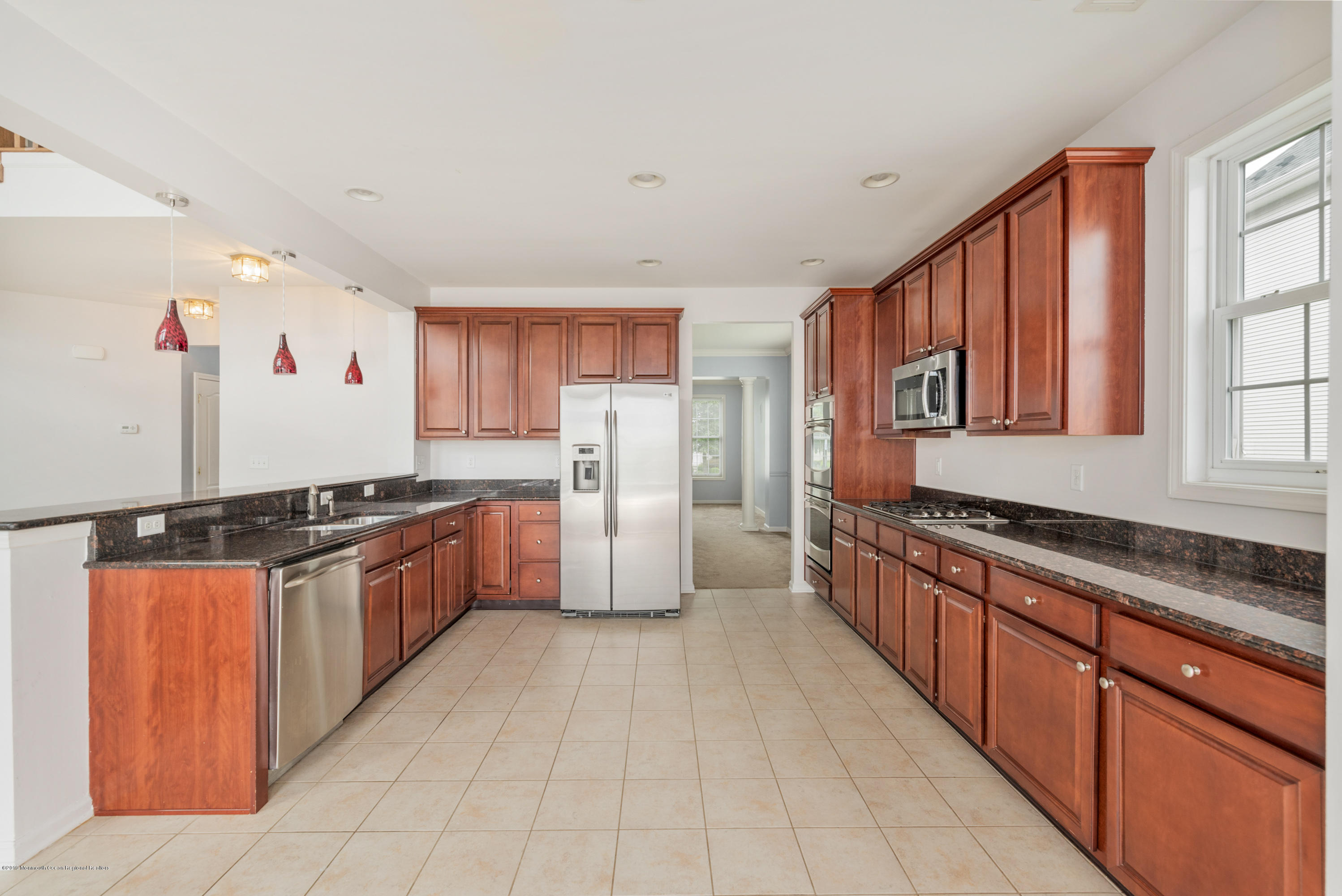 10 Bristol Road Manalapan, NJ 07726 - Photo 10 of 49 kitchen