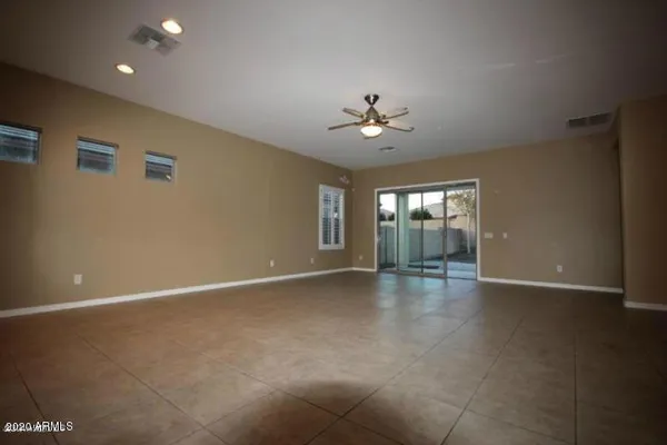 $2,495 | 5118 West Molly Lane, Phoenix, AZ 85083