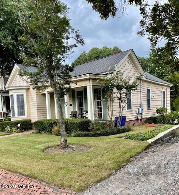 1069 Bond Street Macon, GA 31201 - Photo 3 of 34 IMG_1945