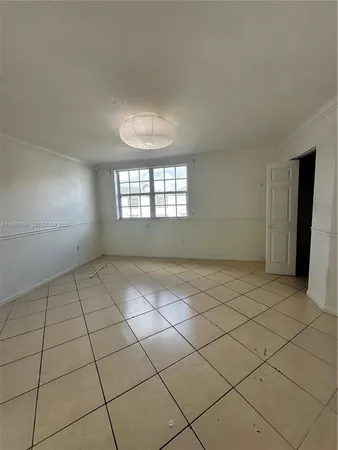 $2,600 | 9701 Fontainebleau Boulevard, Unit C203, Miami, FL 33172