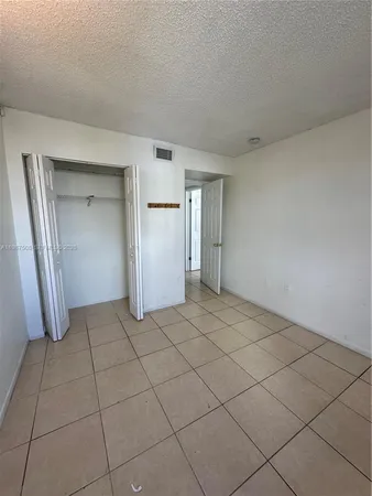 $2,600 | 9701 Fontainebleau Boulevard, Unit C203, Miami, FL 33172