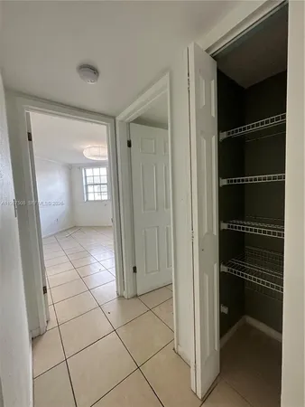 $2,600 | 9701 Fontainebleau Boulevard, Unit C203, Miami, FL 33172