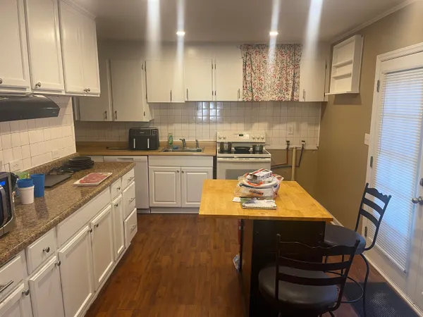 $575,000 | 104 Rickert Avenue, Landrum, SC 29356