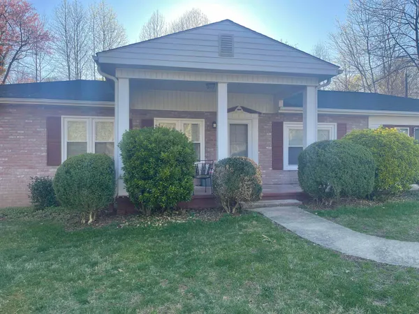 $575,000 | 104 Rickert Avenue, Landrum, SC 29356