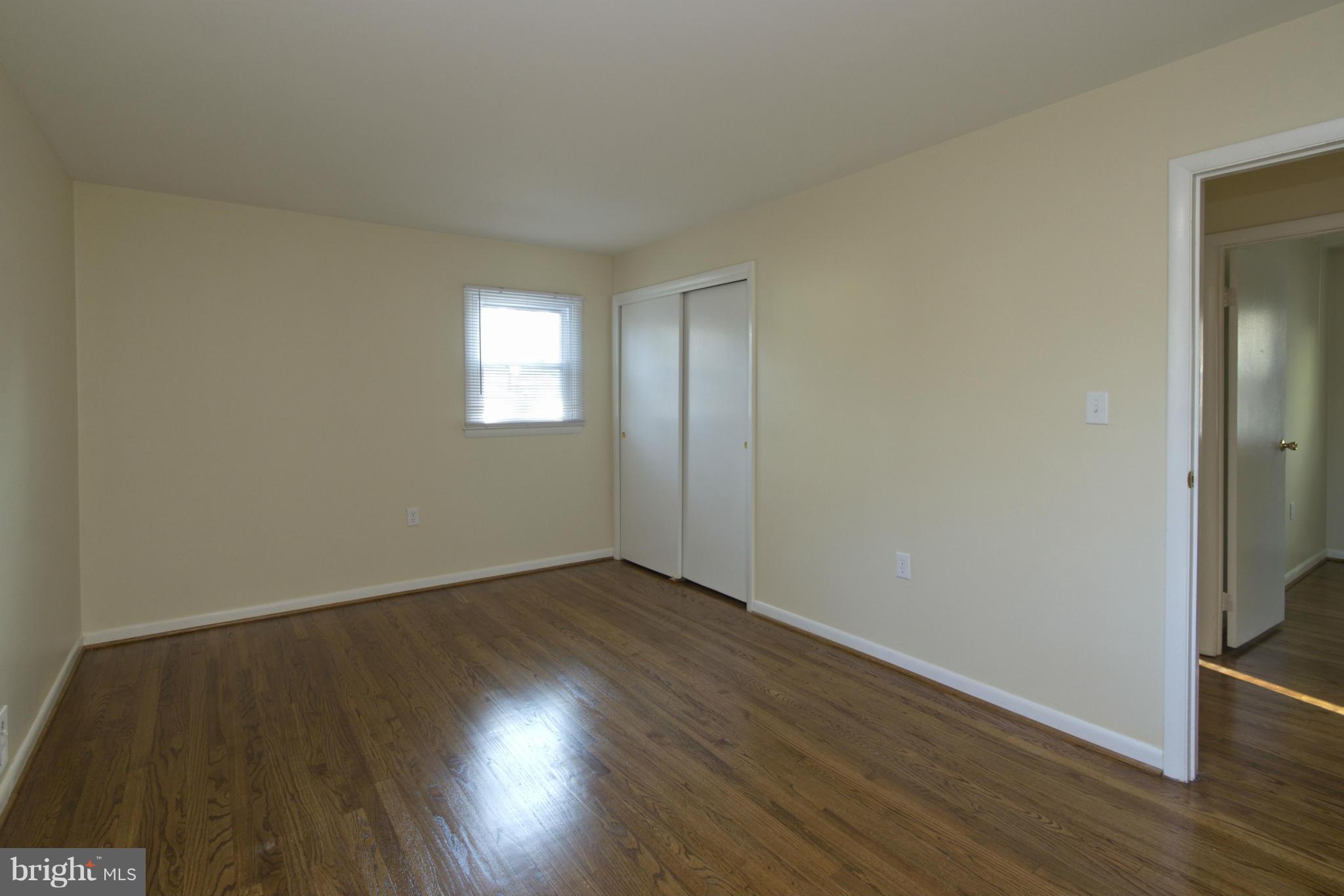 543 Manor Road Severna Park, MD 21146 - Photo 13 of 30 Bedroom (Master)