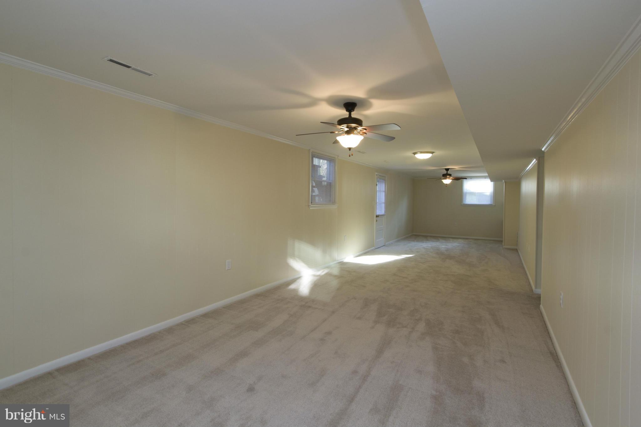 543 Manor Road Severna Park, MD 21146 - Photo 22 of 30 Family Room