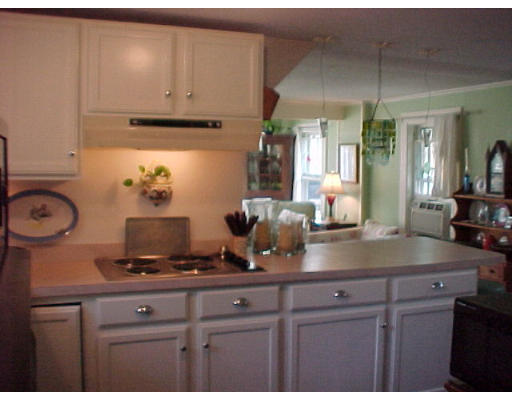 27 Landing Road Duxbury, MA 02332 - Photo 3 of 10 Gallery Image 3