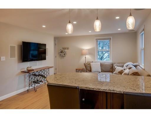 21 Hillcrest Road Burlington, MA 01803 - Photo 5 of 31 Gallery Image 5