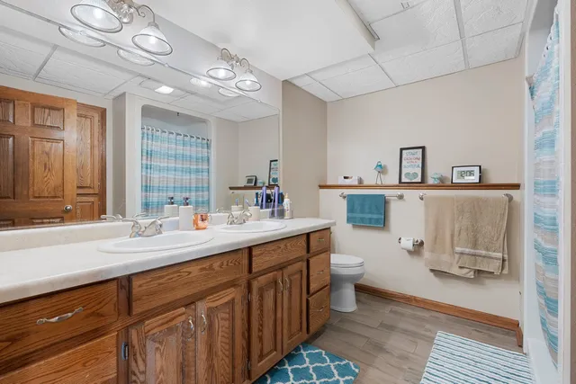 $649,900 | 250 Alpine Drive, Shawano, WI 54166