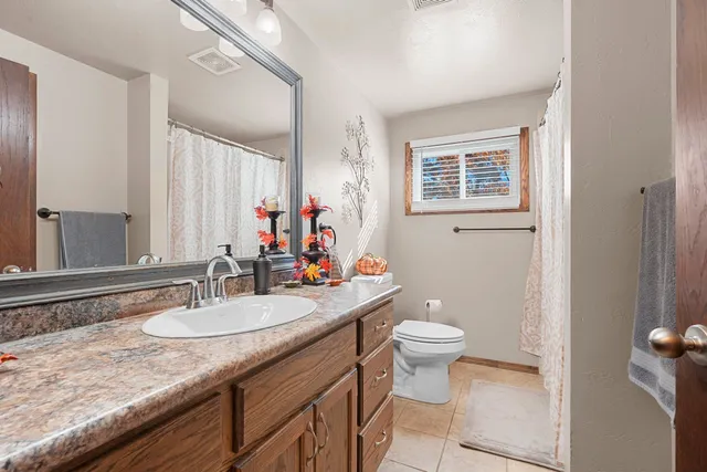 $649,900 | 250 Alpine Drive, Shawano, WI 54166