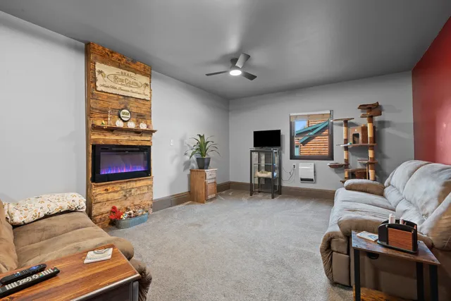 $649,900 | 250 Alpine Drive, Shawano, WI 54166