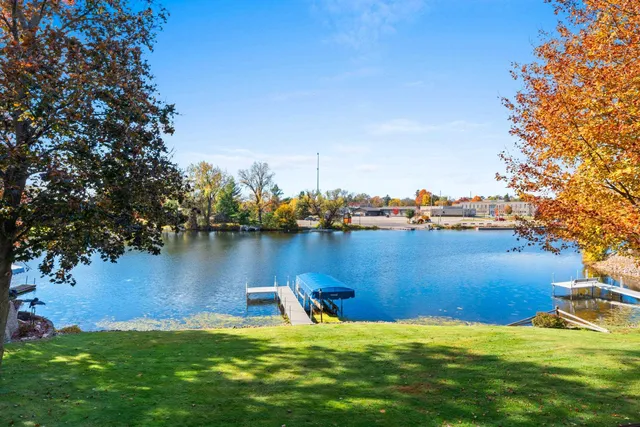 $649,900 | 250 Alpine Drive, Shawano, WI 54166