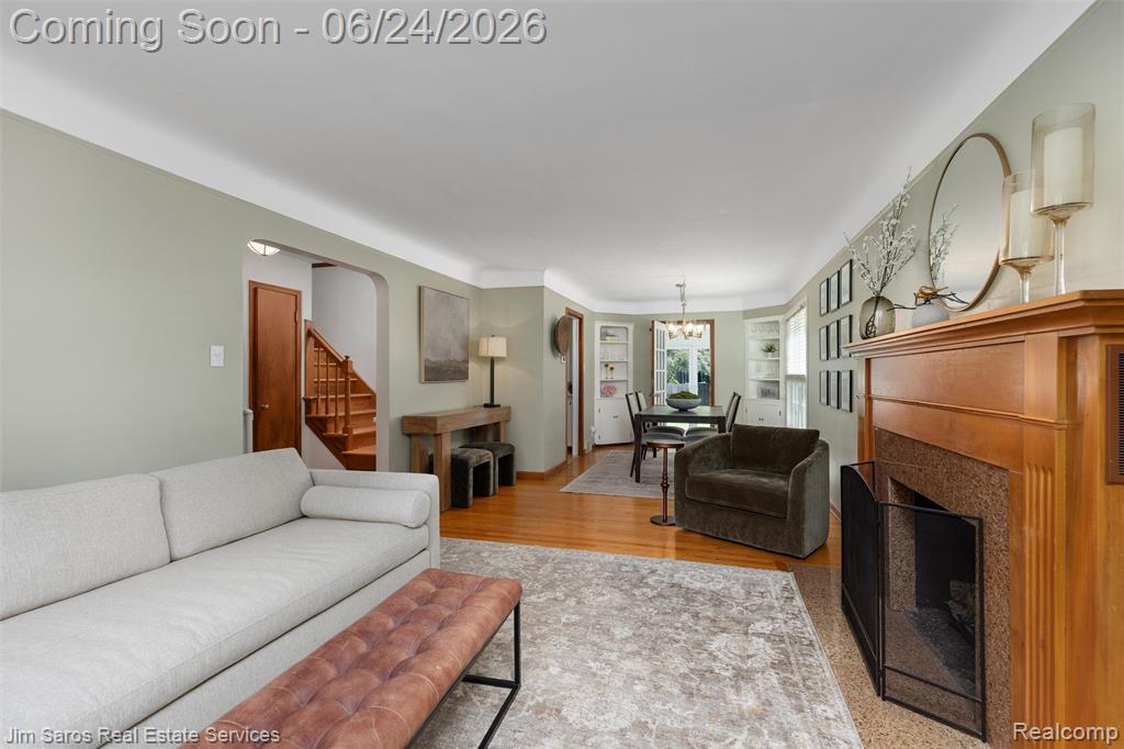 461 Allard Road Grosse Pointe, MI 48236 - Photo 6 of 38