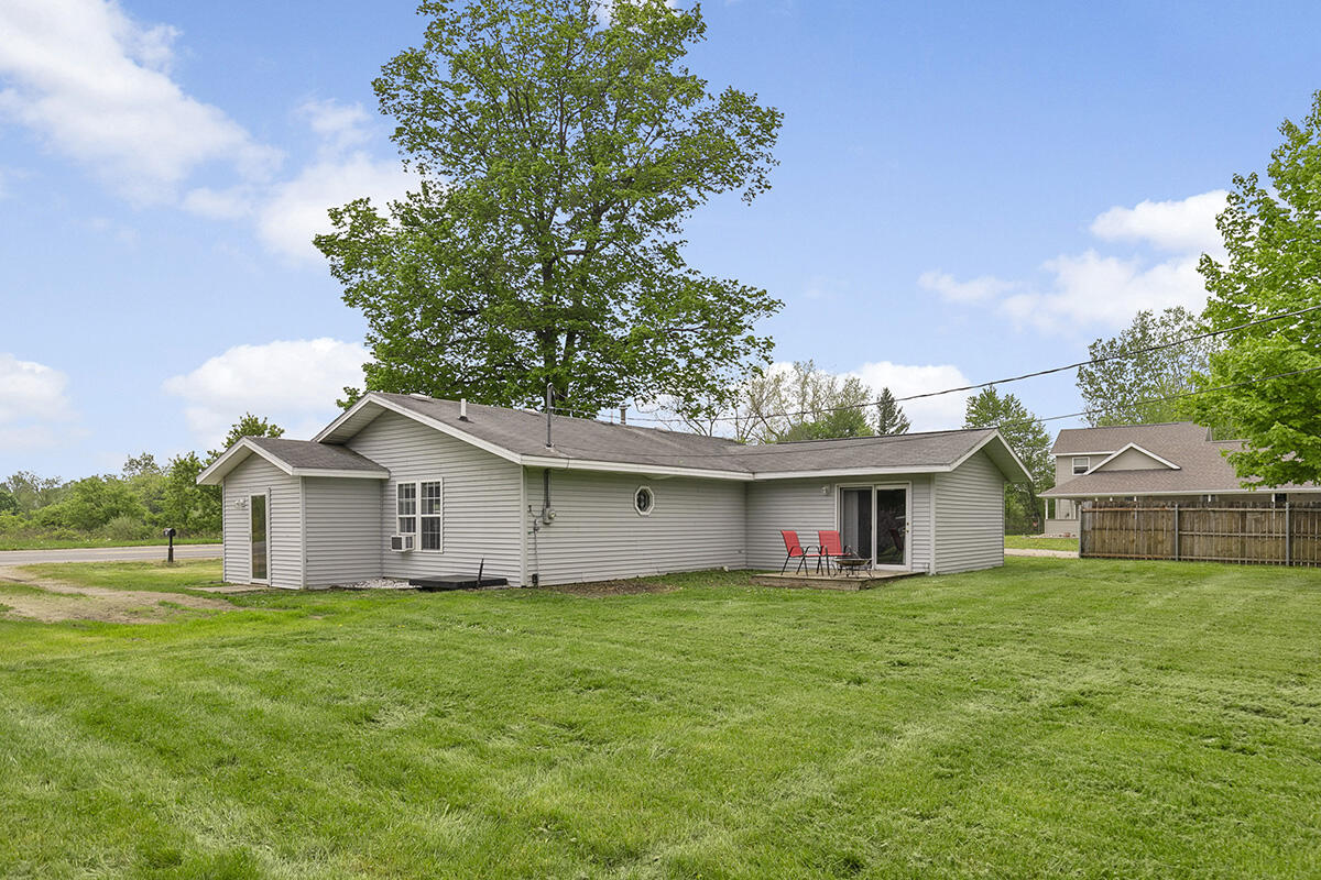200 Pierson Road Pierson, MI 49339 - Photo 6 of 20 IMG_1017 (2)