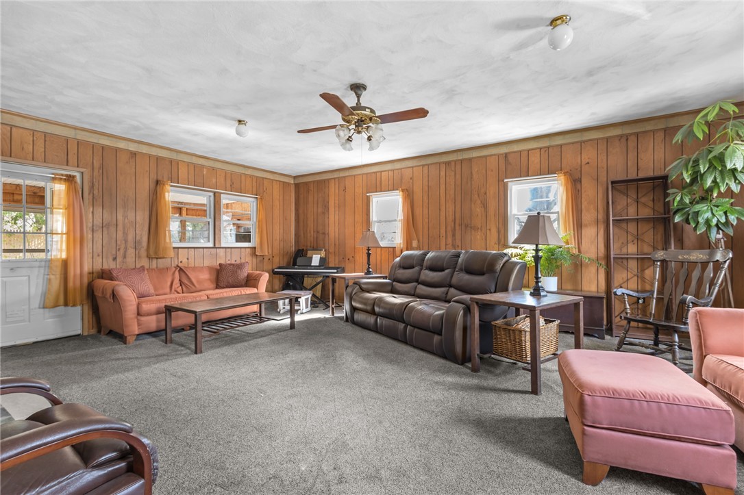 3 Leader Street Coventry, RI 02816 - Photo 26 of 39