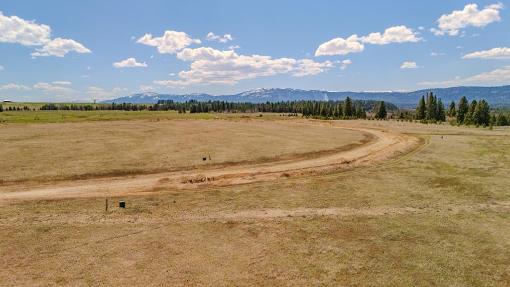 17 Rawhide Loop, Unit 17 McCall, ID 83638 - Photo 4 of 8