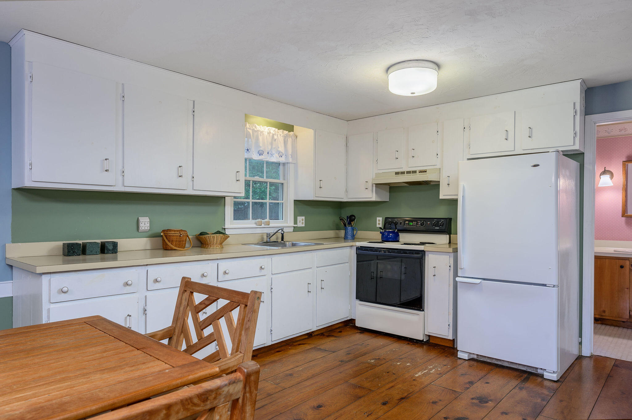 28 Barnacle Road Brewster, MA 02631 - Photo 8 of 26 Kitchen