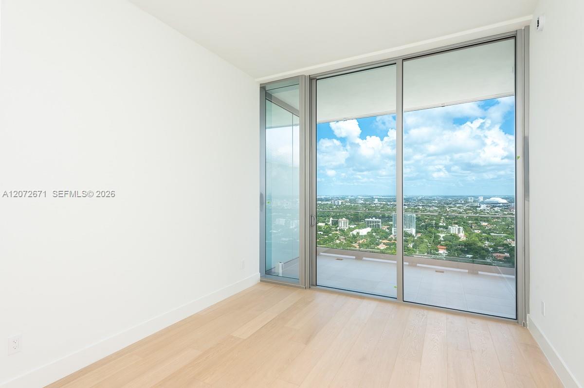 175 Southeast 25th Road, Unit 3504 Miami, FL 33129 - Photo 20 of 43 Gallery Image 20