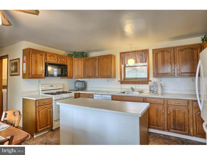 105 Furnace Road Birdsboro, PA 19508 - Photo 11 of 25 Kitchen