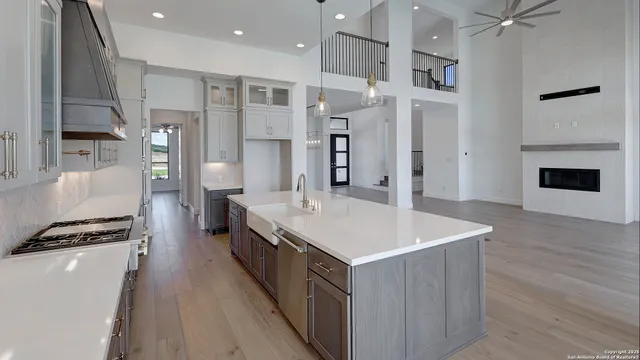 $1,299,900 | 309 Brave Company, Boerne, TX 78006