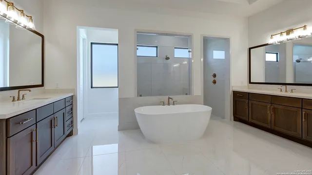 $1,299,900 | 309 Brave Company, Boerne, TX 78006