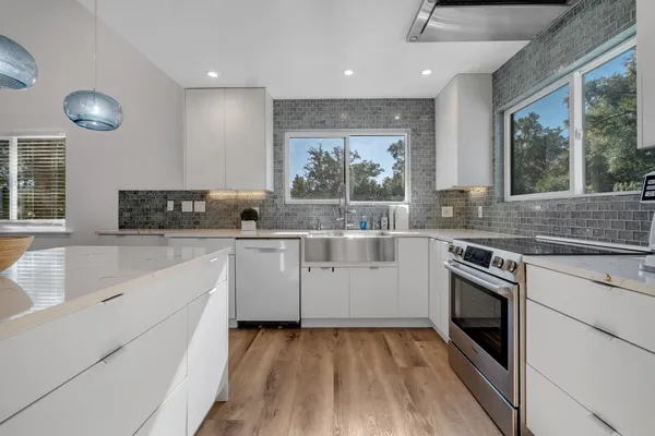 $630,000 | 3830 Edgewater Drive, Tallahassee, FL 32310