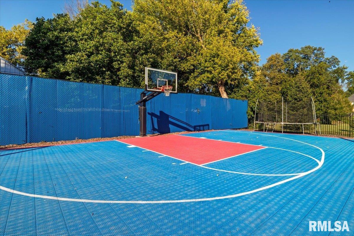 1136 West State Street Jacksonville, IL 62650 - Photo 13 of 97